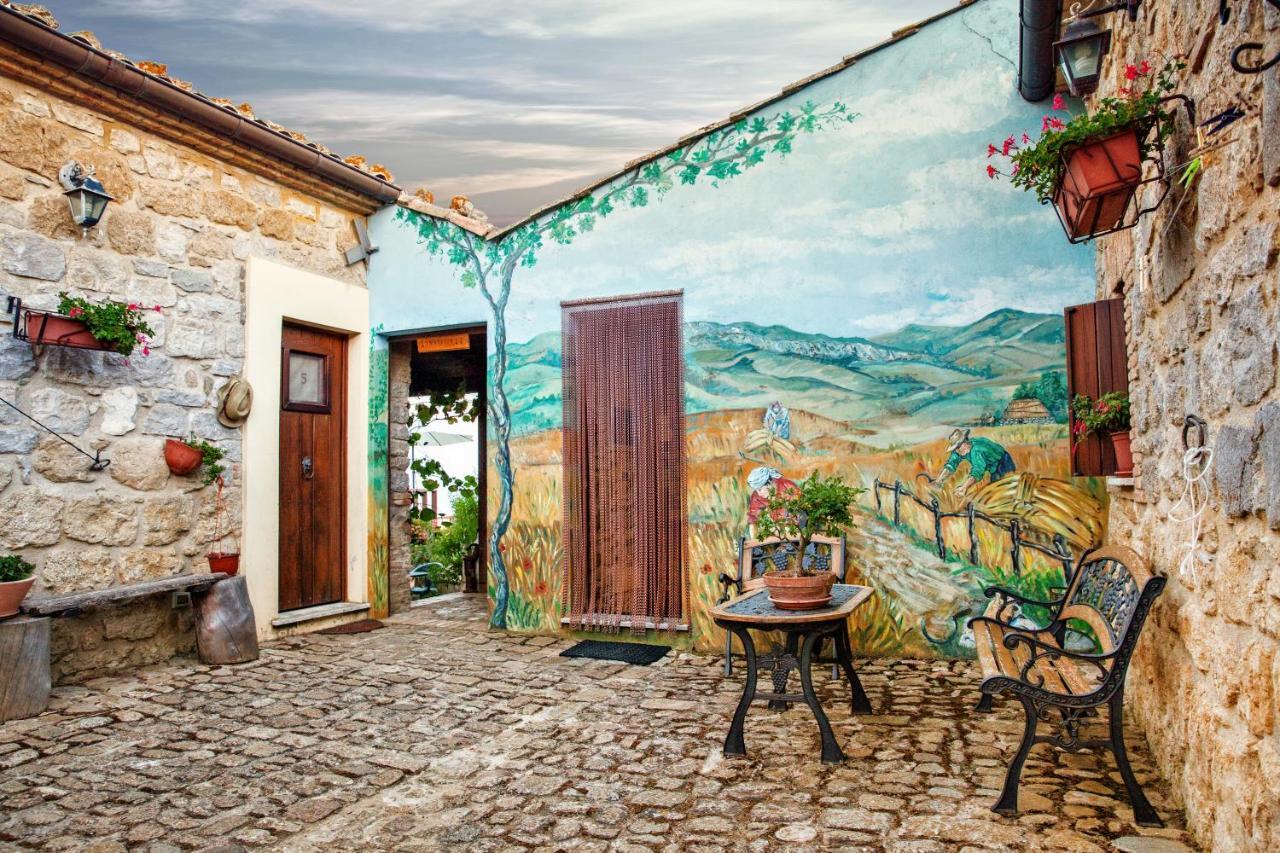 Masseria Xireni Castellana Sicula Eksteriør billede