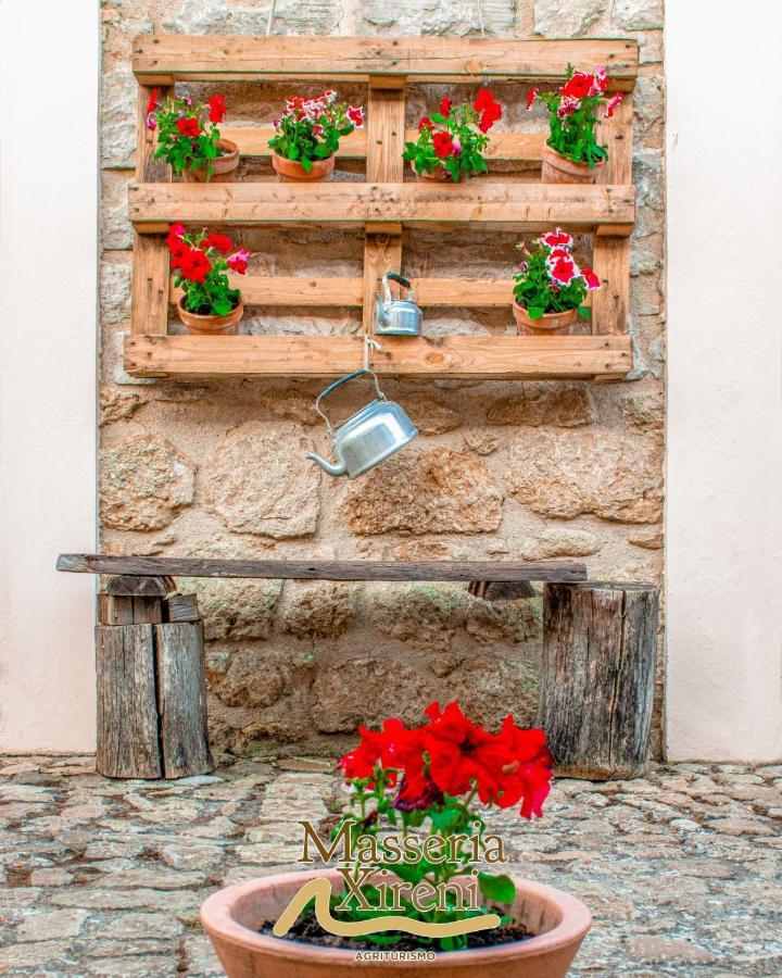 Masseria Xireni Castellana Sicula Eksteriør billede