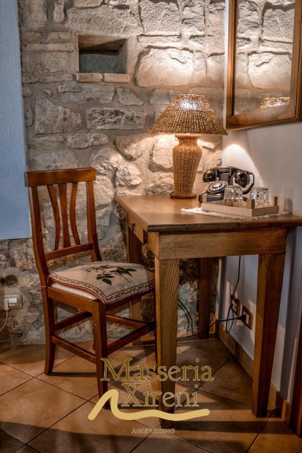 Masseria Xireni Castellana Sicula Eksteriør billede